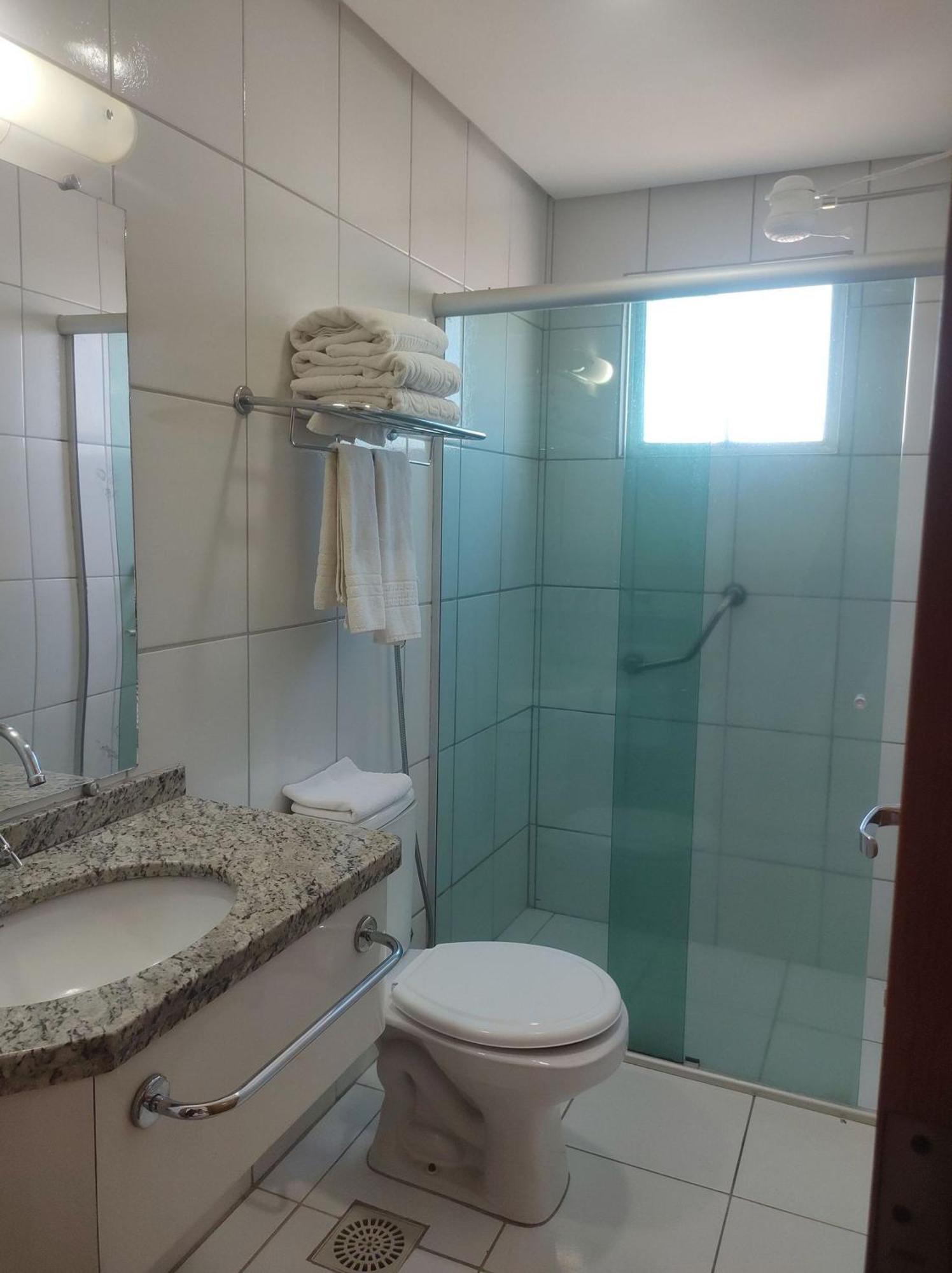 Suite Golden Express Roberto Imoveis Caldas Novas Exterior photo